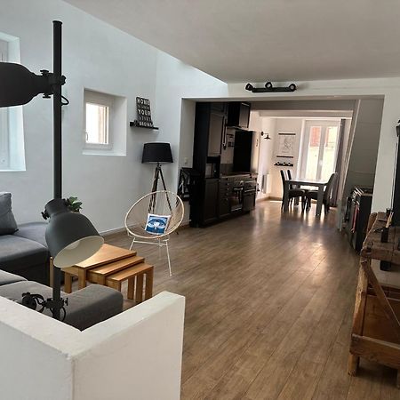 Chez Camille Et David Apartment Сорг Екстериор снимка