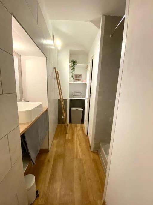 Chez Camille Et David Apartment Сорг Екстериор снимка