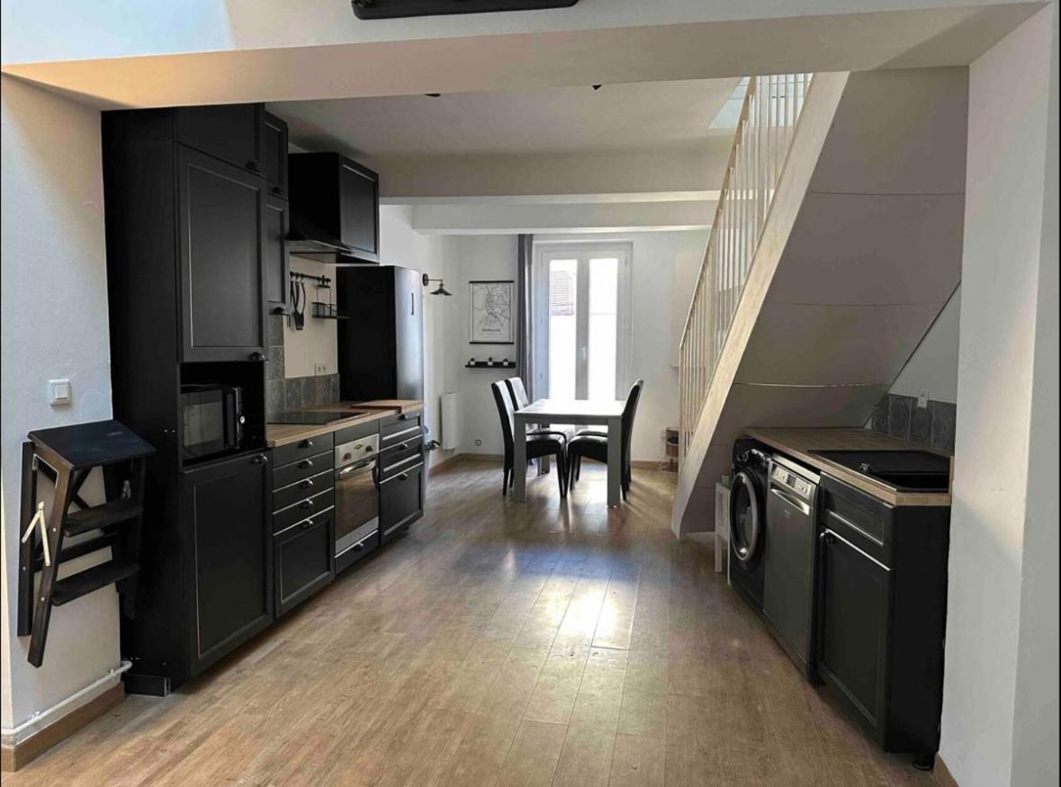 Chez Camille Et David Apartment Сорг Екстериор снимка