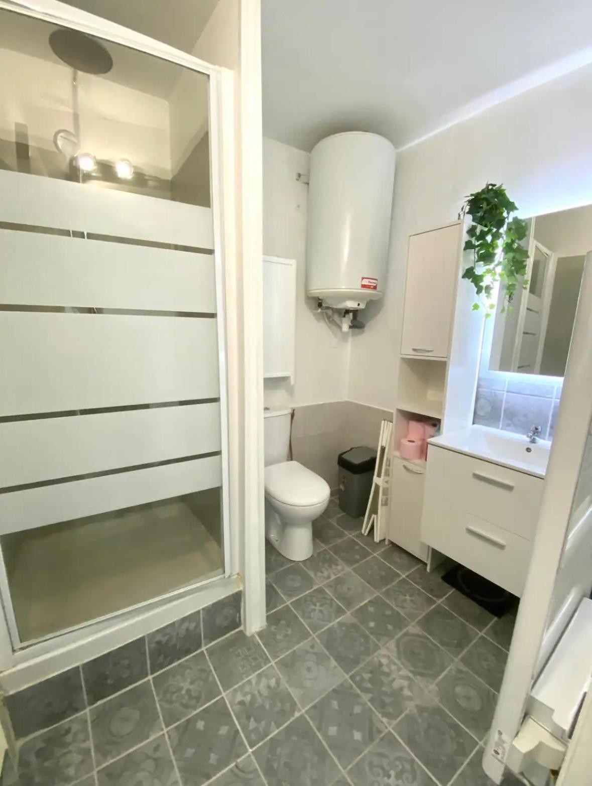 Chez Camille Et David Apartment Сорг Екстериор снимка